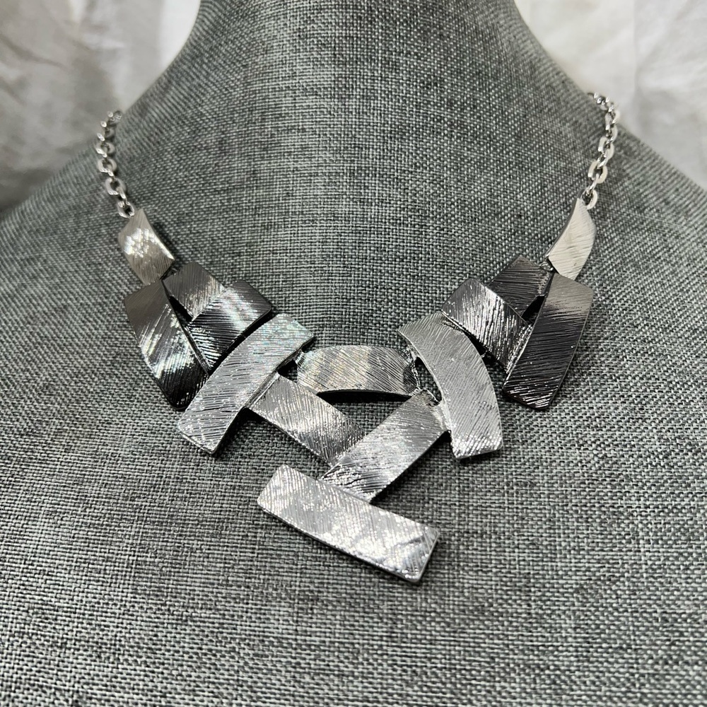 Fashion Jewelry Stainless Steel Coated in Silver And Gun Metal Plated Finish☑️ - Picture 3 of 10
